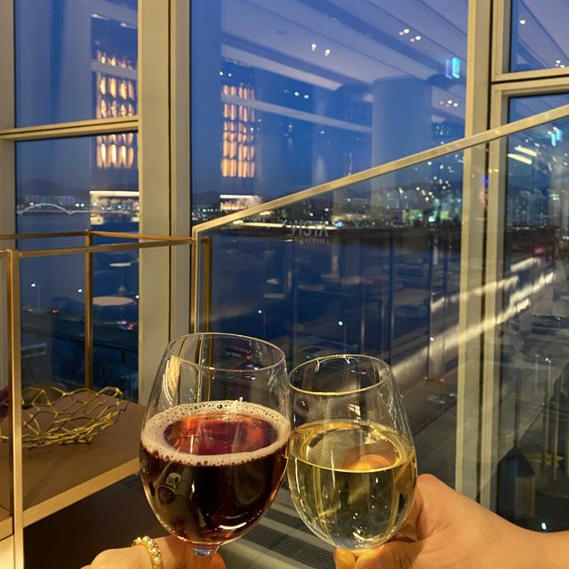 :: ソウル🇰🇷 漢江の夜景を眺めながら最高の夜を🍾🍸🥂VISTA WALKERHIL   【Re:Bar】