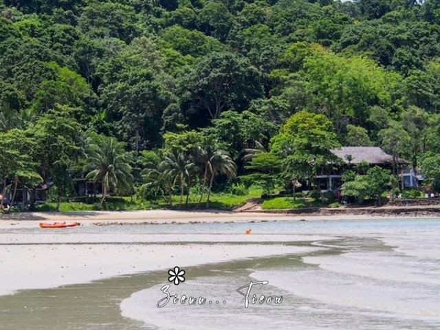 หาดสวย น้ำใส@หาดไก่แบ้ เกาะช้าง