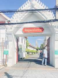ทำบุญ ไหว้พระ | วัดอรุณราชวราราม | กรุงเทพมหานคร