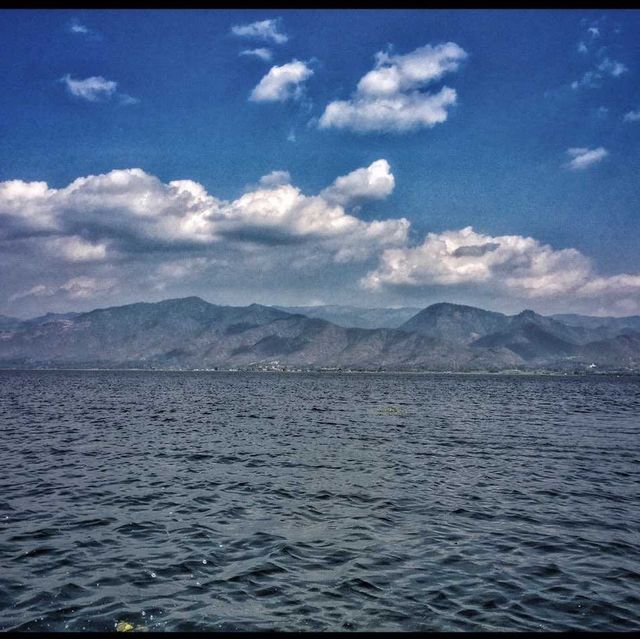 Inle Lake boat trip. 