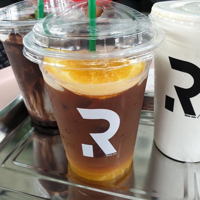 ระพีคาเฟ่ & บิสโตร