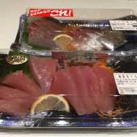 🍣 看鮪魚的解體秀 — とれとれ市場 (Tore Tore Market)