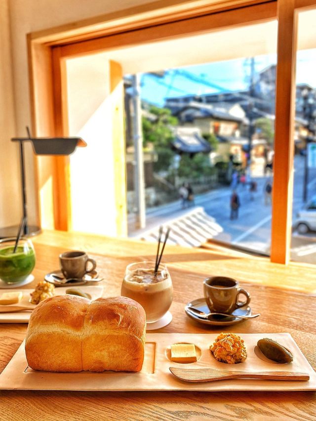 【京都・祇園】秋の京都観光におすすめ✨和な空間でいただく美味しい食パン