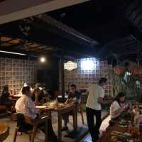 Pilar Kayu Resto