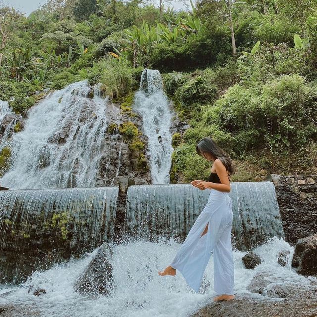 TIRTA BUANA WATERFALL - BALI