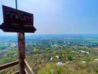 วัดภูทอก ที่เที่ยวบึงกาฬ พิกัดสายบุญ ท้าทายความสูง