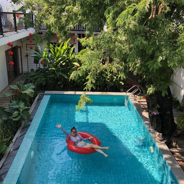 호텔 수영장 전세내기👙