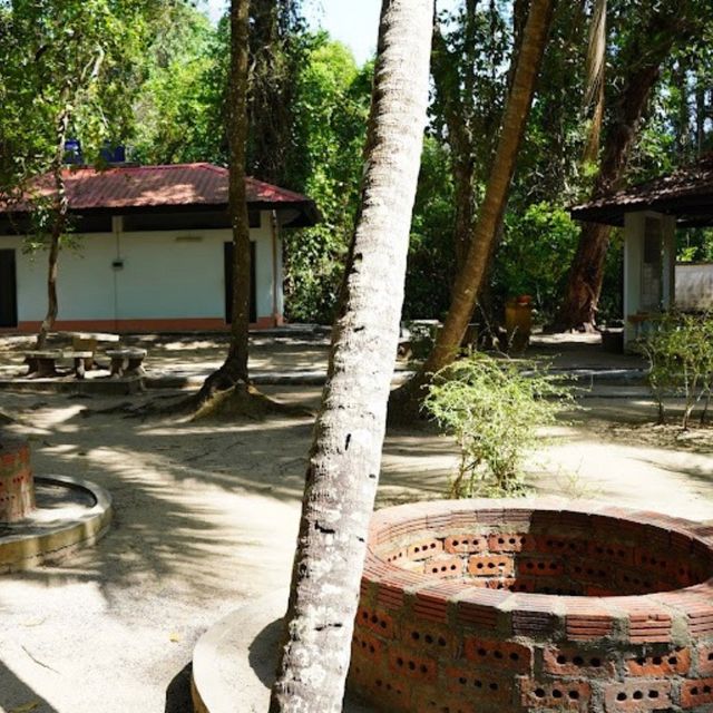 โบราณสถานบ่อเจ็ดลูก สตูล