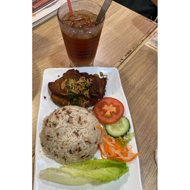 一間好一般嘅越式粉麵店! 一間好一般嘅越式粉麵店!