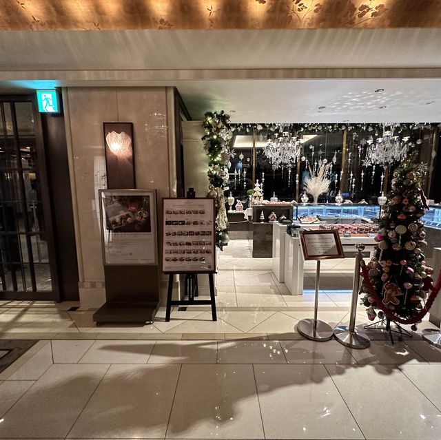 クリスマスに彩られたインターコンチネンタル東京ベイ