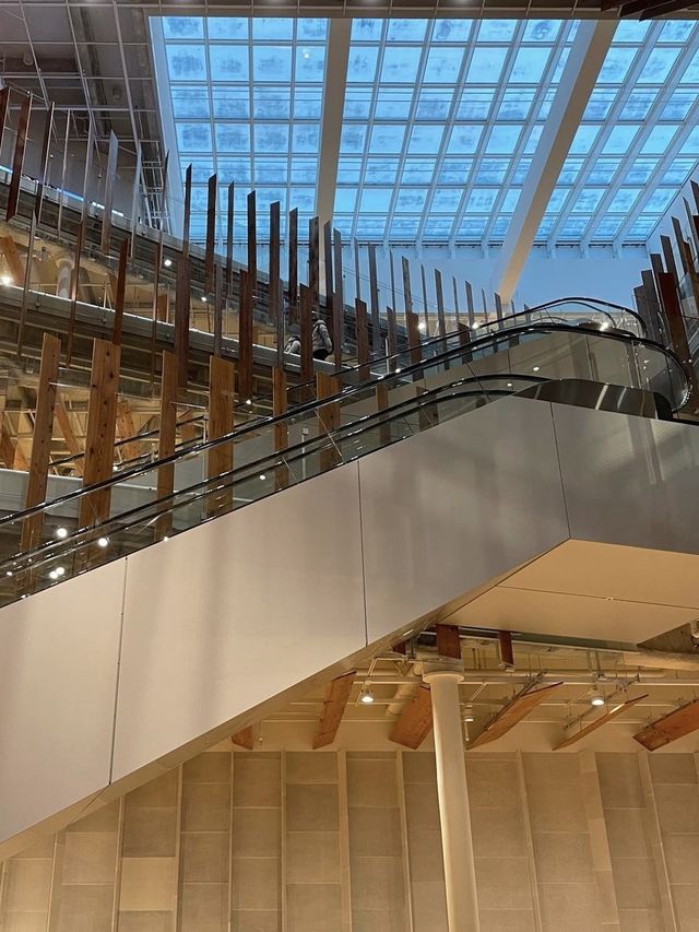 【富山】富山市ガラス美術館