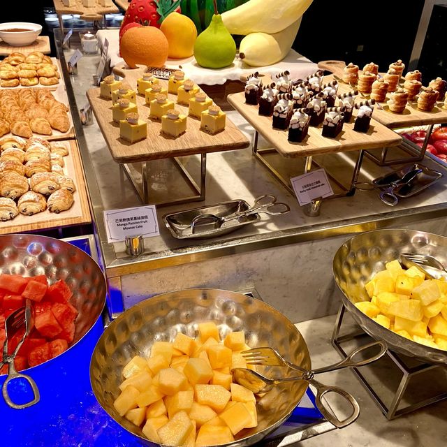 [Three on Canton] - Tea Buffet 麻麻 😑