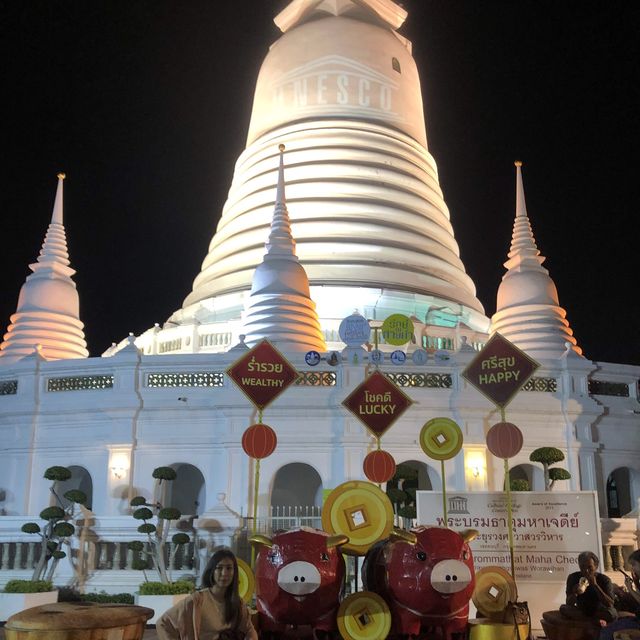 19th century temple in the middle of the city