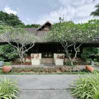 Four Season Resort - ที่พักสุดหรูท่ามกลางความสงบ