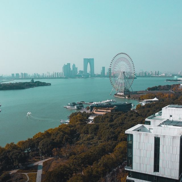 Exploring the beautiful jinji lake.