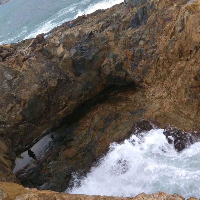 Ocean hiking 