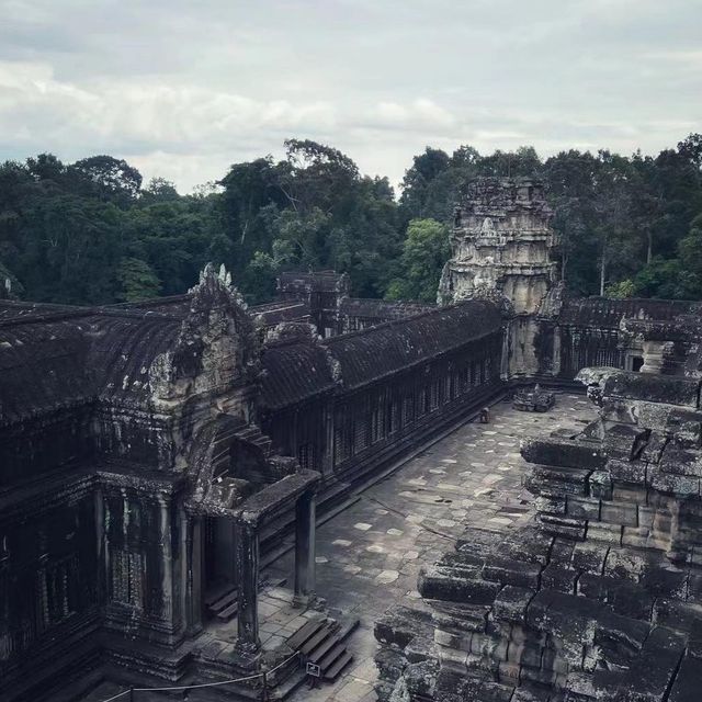 Amazing Angkor Wat no queues for pictures