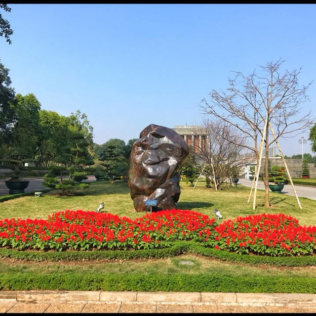Ho Chi Minh Mausoleum 