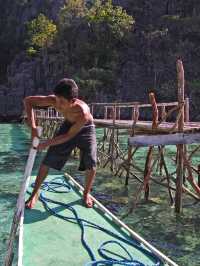 The most beautiful sea-to-lake in the Philippines, comparable to the Maldives in beauty.