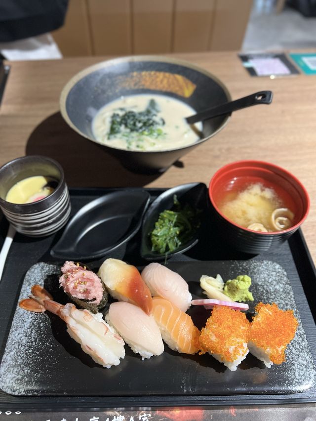 日式餐廳午市定食 