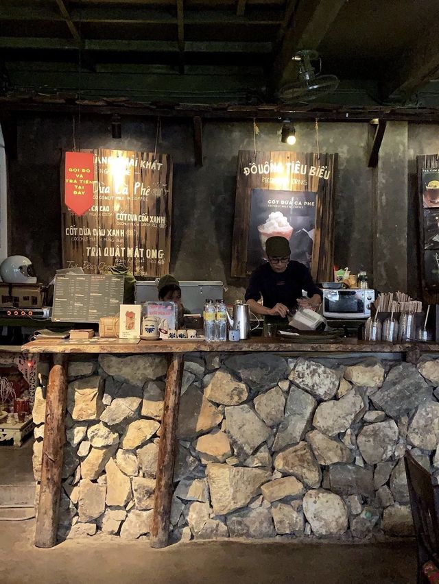 “ CONG “ ร้านกาแฟชื่อดังของเวียดนาม 