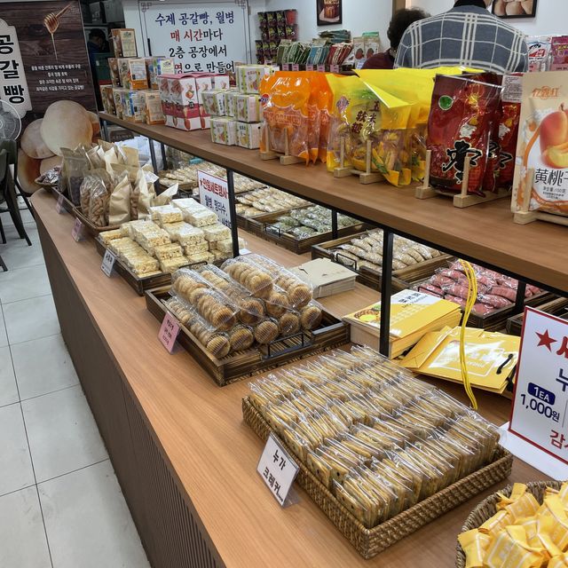 인천차이나타운 월병,공갈빵,화덕만두