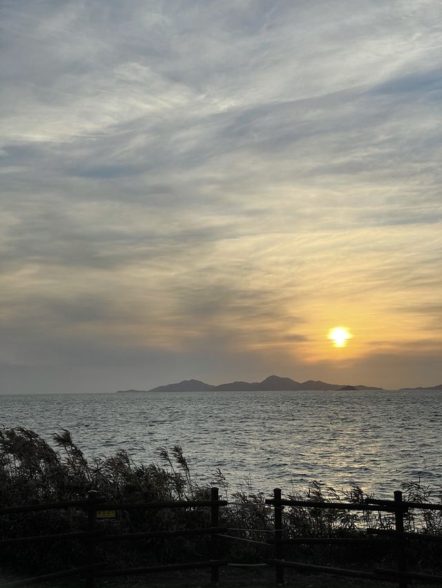 1.5km의 절벽과 바다가 함께하는 서해안 노을 명소✨