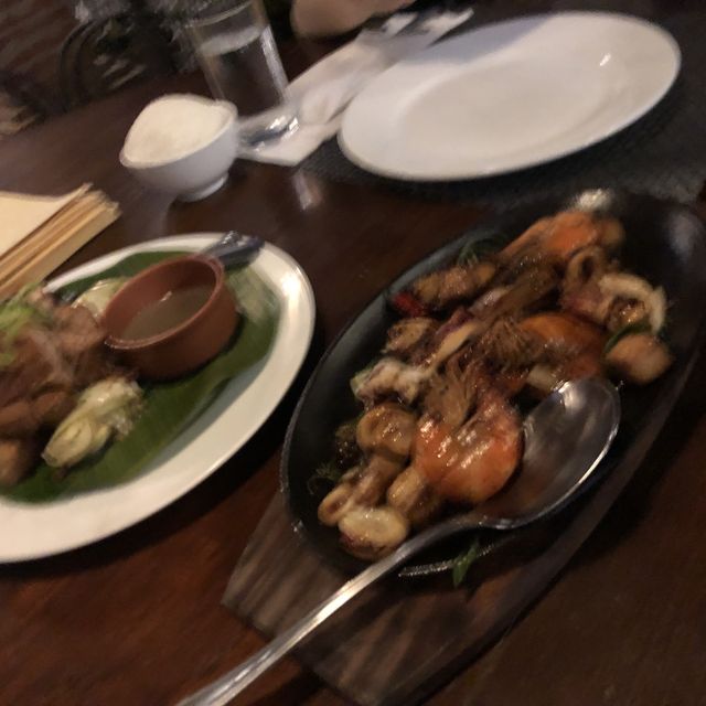 菲律賓第一 湖景別墅飯店
