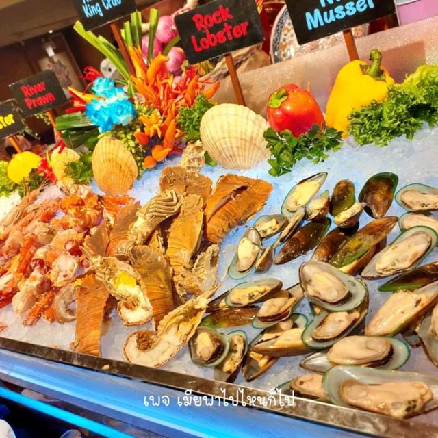 buffet นานาชาติ ฟัวกราส์ วากิว ขาหมู เป็ดปักกิ่ง