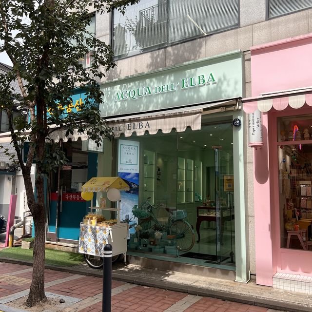 韓国/ソウル【聖水洞】カフェ通りがあるトゥクソム駅周辺