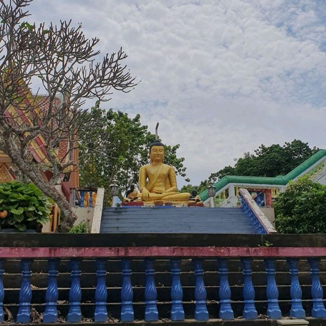ชมวิวทะเล @ วัดเขาเก้าแสน เมืองสงขลา