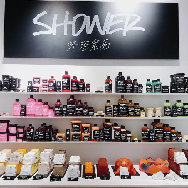 東區必逛📚 Lush香水圖書館 Perfume Library🌈