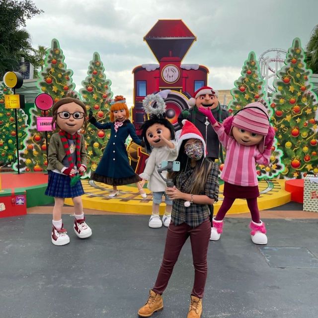 Universal Christmas 