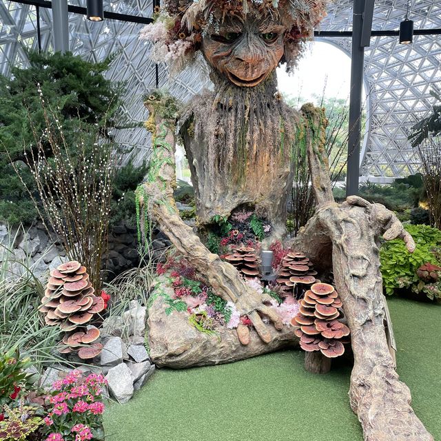 In a flower dream at Floral Fantasy