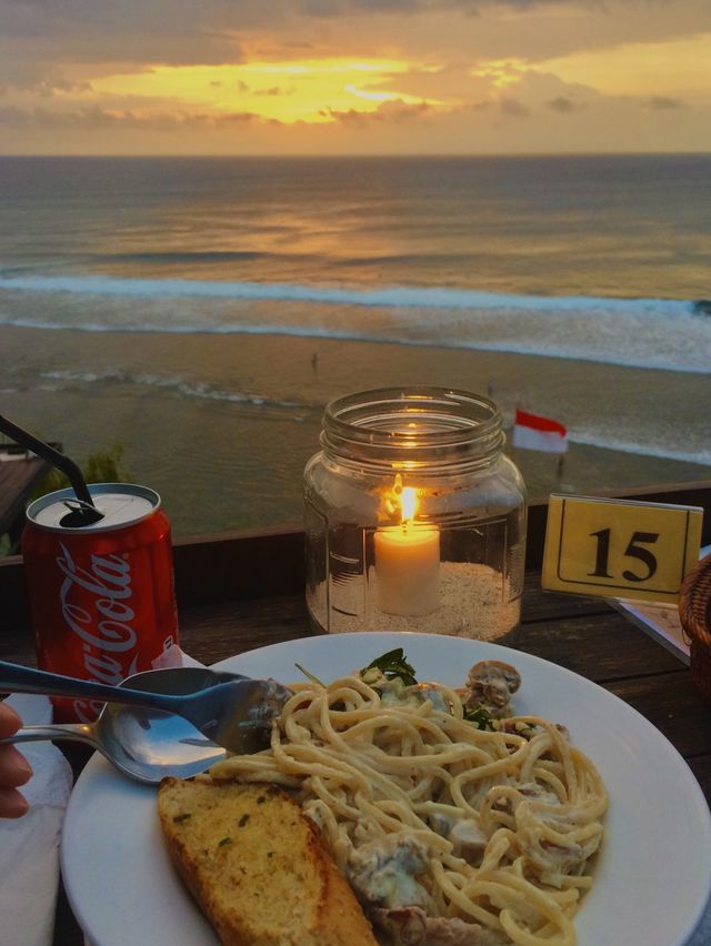 Visit the spectacular Uluwatu Cliff 