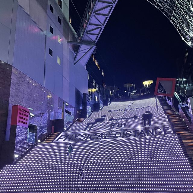 【京都府】大階段で楽しむ光のアート