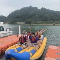 Hiking and Rafting : Qiandao Lake 