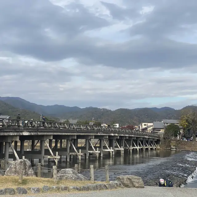 嵐山必到特色渡月橋