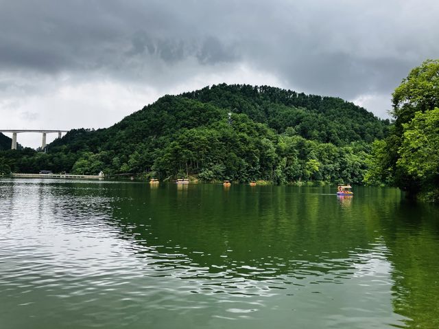 Amazing views at Qianling Lake in Guiyang.