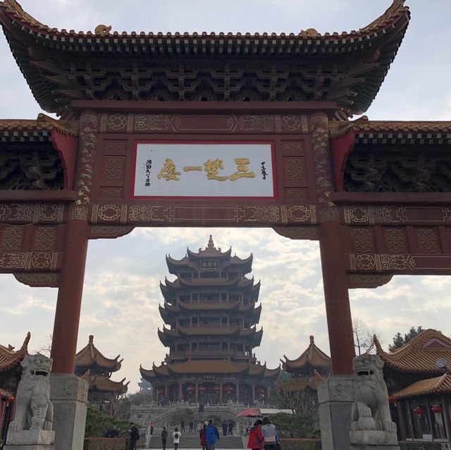 Yellow crane tower in Wuhan | Weekend stroll