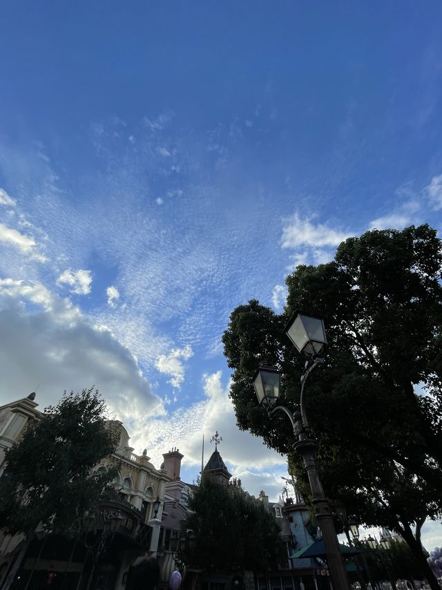 Sunny Sky Days at Shanghai Disneyland🏰🎡