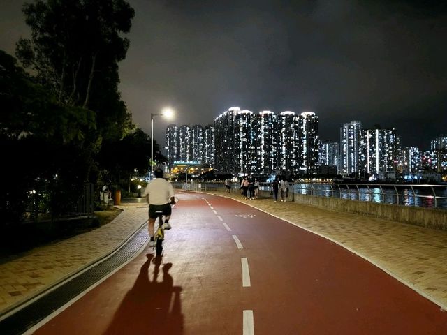 休閒海灣濱長廊