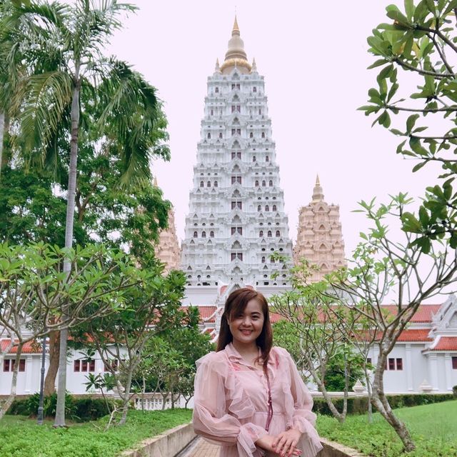 เที่ยวชลบุรี เสริมบารมี วัดญาณสังวราราม   