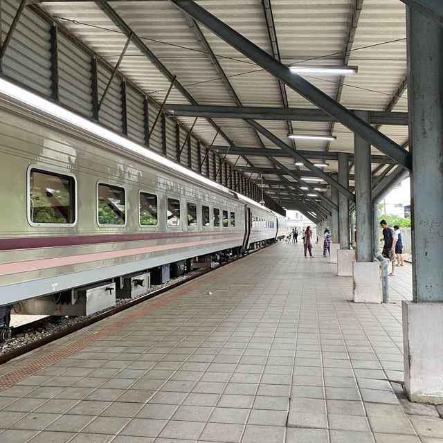 รีวิวนั่งรถไฟ ด่วนพิเศษCNR หาดใหญ่-กรุงเทพ