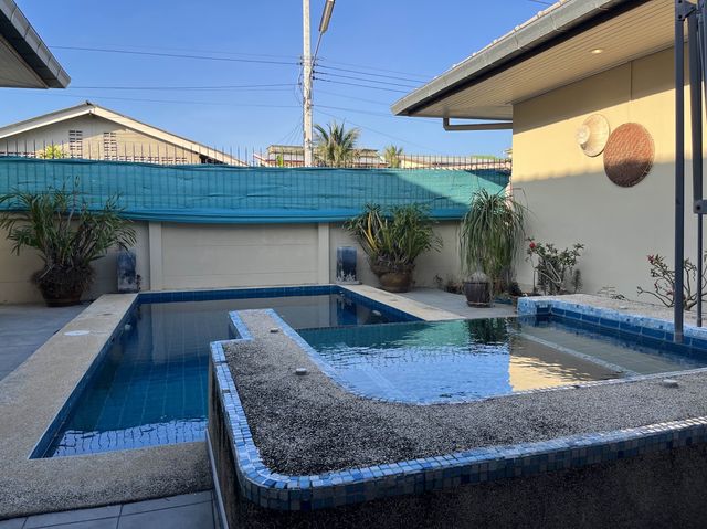 New Year's Eve Bliss at a Hua Hin Pool Villa