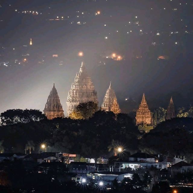 CANDI PRAMBANAN
