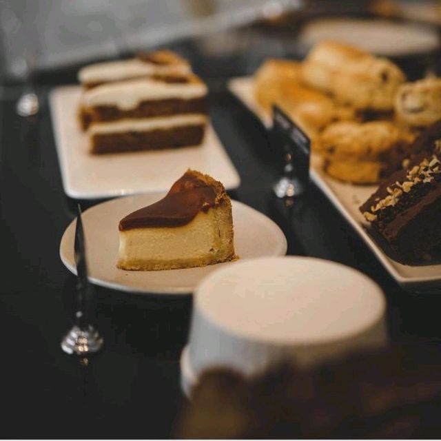 Medium CNC Coffee shop At Bangkok
