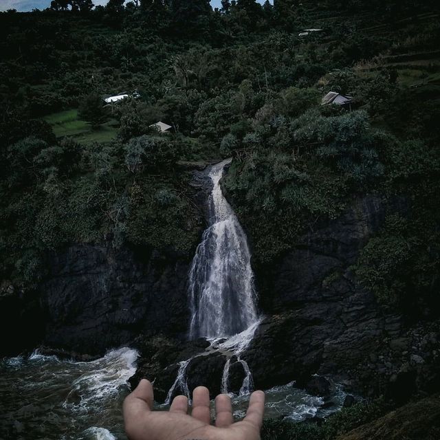 PENGILON HILL - YOGYAKARTA