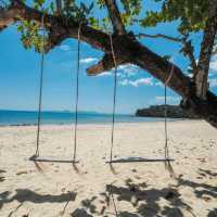 Andalay Beach Bar & Cafe กระบี่