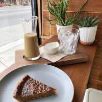 32 Umber Cafe